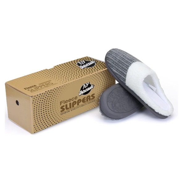 ‼️$5 SALE‼️ NY THREADS Cozy Fleece Slippers - Picture 16 of 16